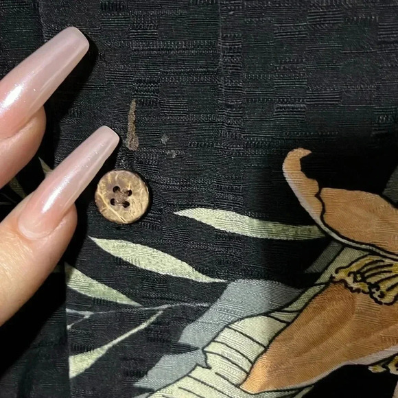 Tommy Bahama Silk Short Sleeve Button Up Tropical Black - Picture 4 of 9